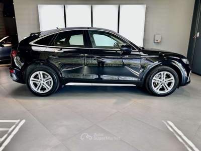 Audi Q5 Q5 Sportback 35 2.0 tdi mhev 12V S line s-tronic Nero usata Venaria Reale
