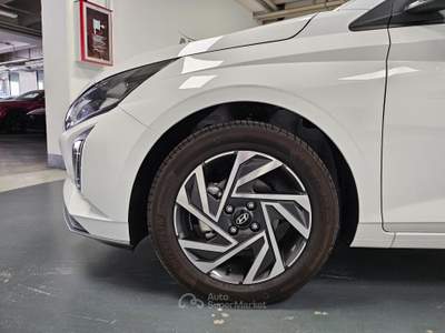 Hyundai i20 1.0 t-gdi Connectline 90cv mt Arancione usata Lonato del Garda