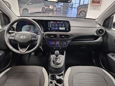 Hyundai i10 1.0 mpi Connectline 63cv Arancione usata Lonato del Garda