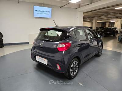 Hyundai i10 1.0 mpi Connectline 63cv Arancione usata Lonato del Garda