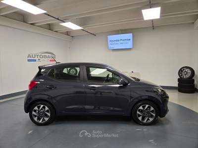 Hyundai i10 1.0 mpi Connectline 63cv Arancione usata Lonato del Garda