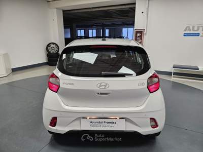 Hyundai i10 1.0 mpi Connectline 63cv Arancione usata Lonato del Garda