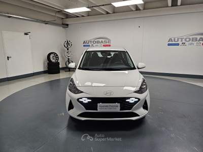 Hyundai i10 1.0 mpi Connectline 63cv Arancione usata Lonato del Garda