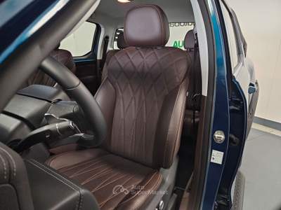 Foton Tunland G7 2.0 vgt turbo 48V Flagship 8at + Differenziale Anteriore + Roll bar Verde usata Lonato del Garda