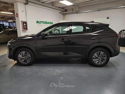 Nissan Qashqai 1.3 mhev Business 2wd 158cv xtronic Giallo usata Lonato del Garda