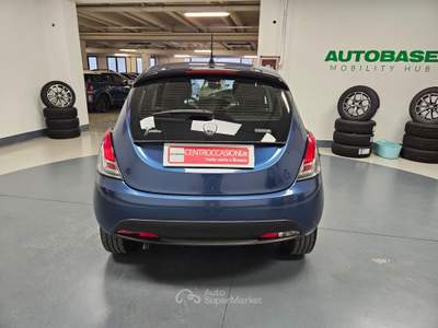 Lancia Ypsilon 1.0 firefly hybrid Silver Plus s&amp;s 70cv Grigio usata Lonato del Garda