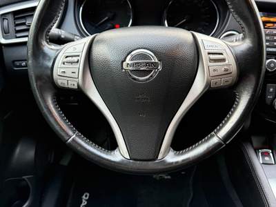 Nissan Qashqai 2WD Tekna Bianco usata Cesinali