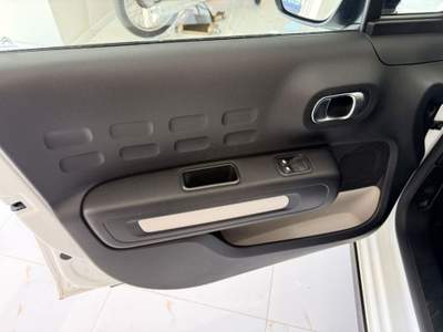 Citroen C3 BlueHDi 100 S&S Feel Bianco usata MASSAFRA