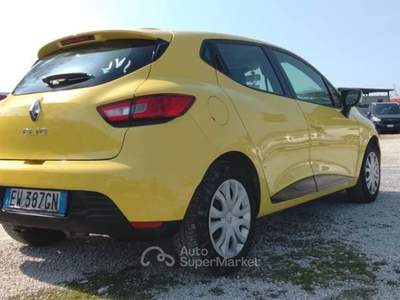 Renault Clio 1.2 75CV 5 porte Costume National Giallo usata Forlimpopoli