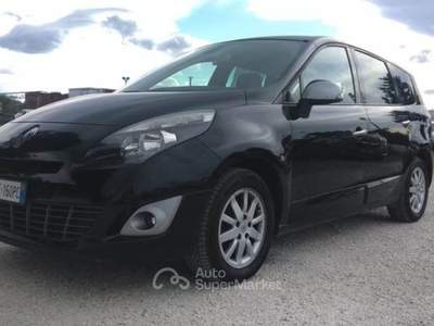 Renault Scénic X-Mod 1.5 dCi 110CV Dynamique 7 POSTI Nero usata Forlimpopoli