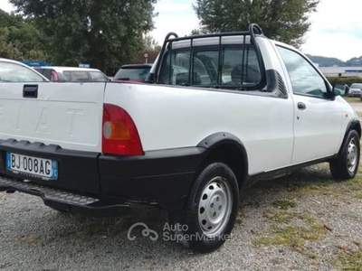 Fiat Strada TD 70 cat Pick-up Bianco usata Forlimpopoli