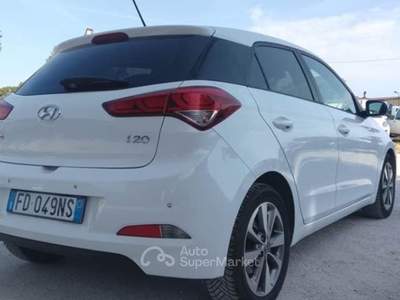 Hyundai i20 1.1 CRDi 12V 5 porte Go! Plus Argento usata Forlimpopoli