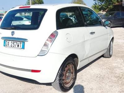 Lancia Ypsilon 1.4  Ecochic GPL Bianco usata Forlimpopoli