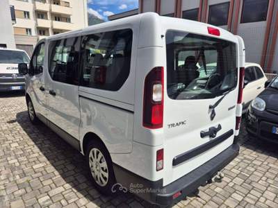 Renault Trafic EXPRESSION DCI 120CV - 9 POSTI -GANCIO TRAINO Bianco usata LECCO