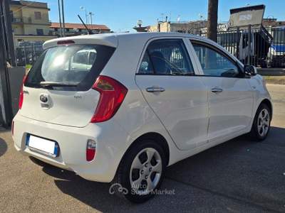Kia Picanto 1.0 12V EcoGPL 5 porte Glam Bianco usata Frattaminore