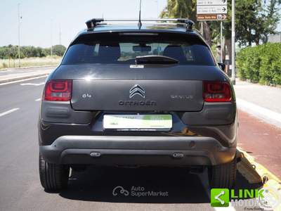 Citroen C4 Cactus BlueHDi 100 Shine Nero usata Bari