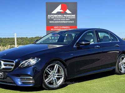 Mercedes-Benz Classe E d 4Matic Auto Premium AMG (Pelle/Navi/Auto/LED) Blu/Azzurro usata Castellaneta