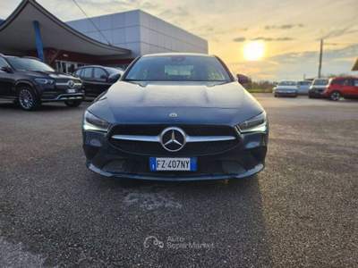 Mercedes-Benz CLA coupè 200 d Business pelle parz auto tg : FZ407NY Argento usata Basiliano