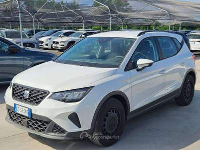 Seat Arona 1.0 ECO TSI 95cv REFERENCE - GS573NT Bianco usata Basiliano