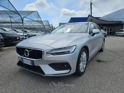 Volvo V60 2.0 D4 AWD 190cv  BUSINESS - GA467XW Argento usata Basiliano