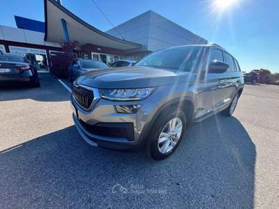 Skoda Kodiaq 2021 2.0 tdi evo Executive dsg 7pti - GH510PX Argento usata Basiliano