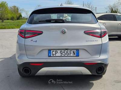 Alfa Romeo Stelvio Stelvio my23 2.2 td Super Q4 210cv auto -  GP956FN Grigio usata Basiliano