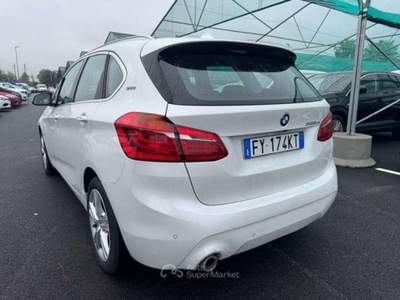 BMW Serie 2 235xi xe Active Tourer iPerformance TETTO auto - FY174KT Bianco usata Basiliano