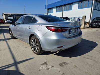 Mazda 6 Berlina 2.2 Exclusive 184cv 6at PELLE -  FZ929SR Argento usata Basiliano