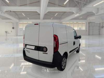 Fiat Doblò DOBLÒ 1.3 MJT 95CV SX E6 - FK741YA Bianco usata Basiliano