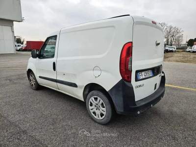 Fiat Doblò DOBLÒ 1.3 MJT 90CV SX - FF489DX Bianco usata Basiliano