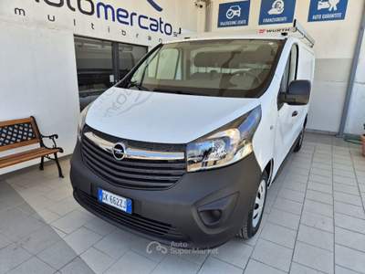 Opel Vivaro 27 1.6 CDTI 120CV PC-TN Furgone Edition Bianco usata Francavilla Fontana