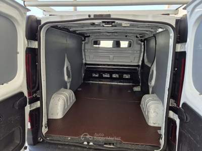 Opel Vivaro 27 1.6 CDTI 120CV PC-TN Furgone Edition Bianco usata Francavilla Fontana