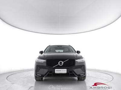 Volvo XC60 B5 AWD automatico Ultimate Dark Nero usata Corciano