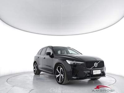 Volvo XC60 B5 AWD automatico Ultimate Dark Nero usata Corciano