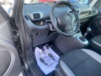Citroen C3 Picasso 1.6 HDi 90 Exclusive Grigio usata Napoli