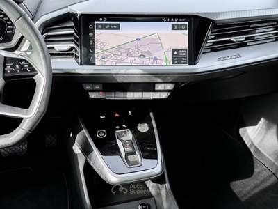 Audi Q4 2025 Audi Q4 Sportback 45 S-Line Black Fari Matrix Panoramico Bianco usata Ponte Lambro