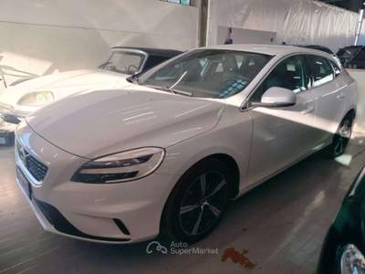 Volvo V40 D2 R-design Bianco usata Cesena