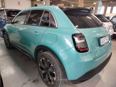 Fiat 600 Hybrid 100 CV DCT MHEV La Prima Blu/Azzurro usata Cesena