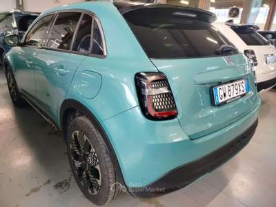 Fiat 600 Hybrid 100 CV DCT MHEV La Prima Blu/Azzurro usata Cesena