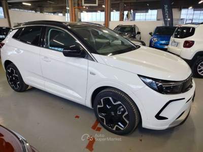 Opel Grandland 1.5 diesel Ecotec aut. Ultimate Bianco usata Cesena