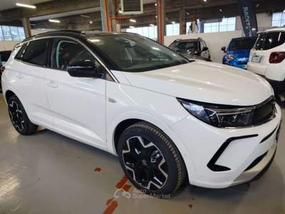 Opel Grandland 1.5 diesel Ecotec aut. Ultimate Bianco usata Cesena