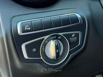 Mercedes-Benz Classe C C 220 d S.W. 4Matic Auto Exclusive Bianco usata Roma