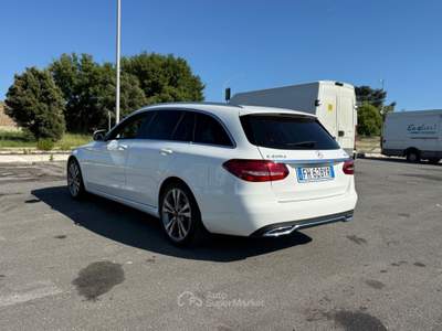 Mercedes-Benz Classe C C 220 d S.W. 4Matic Auto Exclusive Bianco usata Roma
