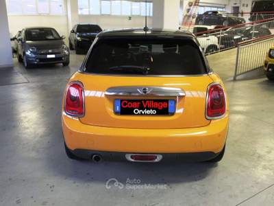 MINI 1.5 Cooper D Hype 5 One 1.5D Business XL 5p Arancione usata Orvieto