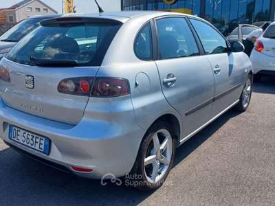 Seat Ibiza 1.4 16V 5p. aut. Stylance Argento usata Pieve di Cento