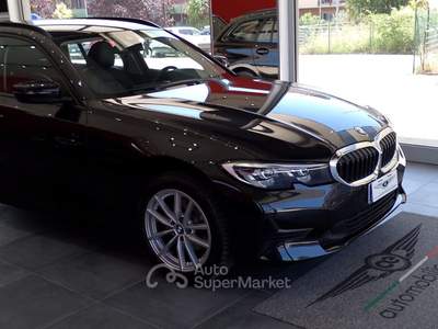 BMW Serie 3 320d 320d 48V Touring Business Advantage Nero usata Isernia