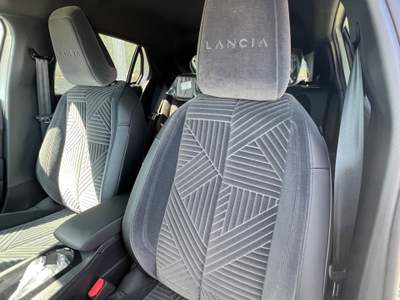 Lancia Ypsilon Hybrid e-DCT LX 1.2 - possibilità noleggio no scoring Bianco usata Gela