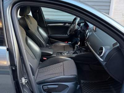Audi A3 Sedan 2.0 TDI S tronic Sport *Tagliandata AUDI* Grigio usata Bari