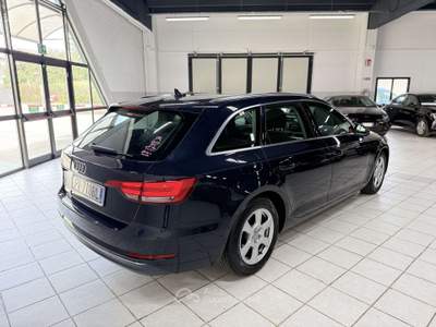 Audi A4 Avant 2.0 tdi Business 150cv multitronic E5 Blu/Azzurro usata Fontanella