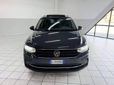 Volkswagen Tiguan 2.0 TDI 150 CV SCR DSG R-LINE (110 KW) Grigio usata Fontanella